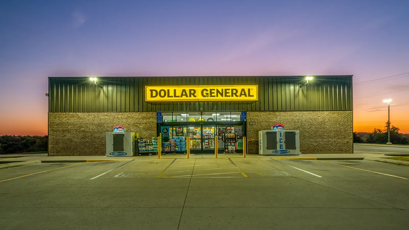 Big-Box Retail Roofing in Thousand Oaks, CA