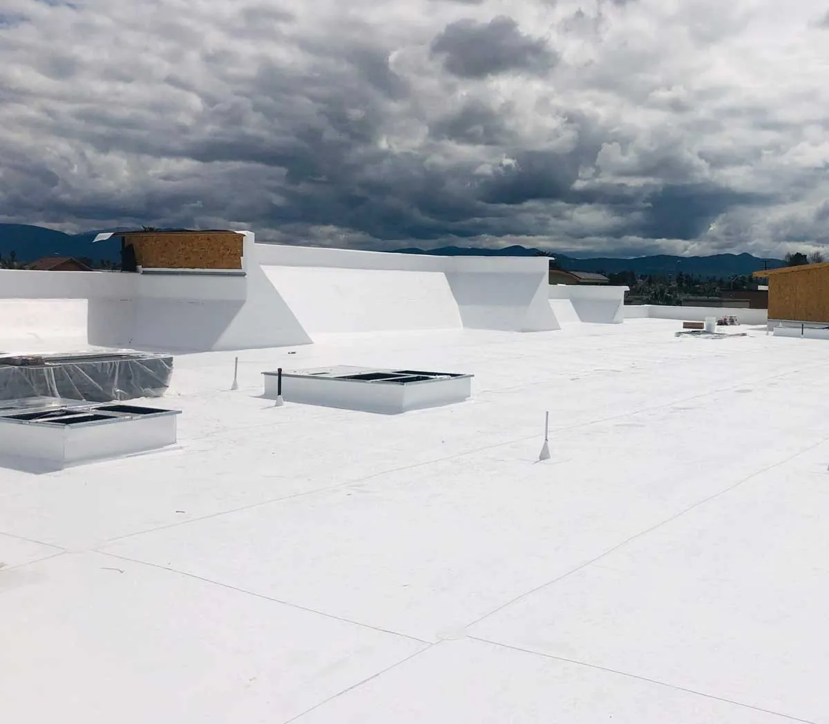 TPO roof system in Thousand Oaks, CA