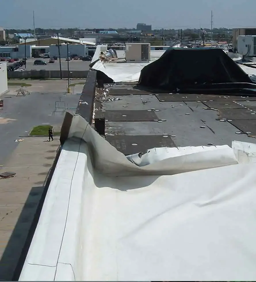 Commercial Roof Leak Repair in Thousand Oaks, CA