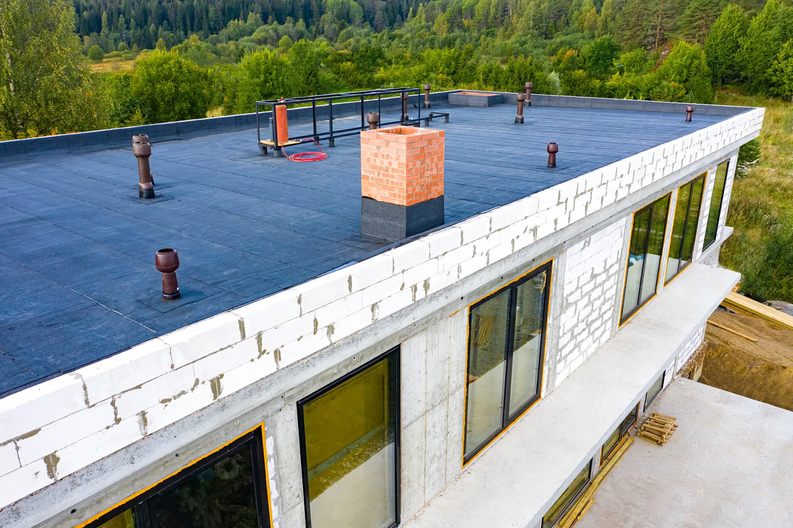 Emergency Roof Repair in Thousand Oaks, CA